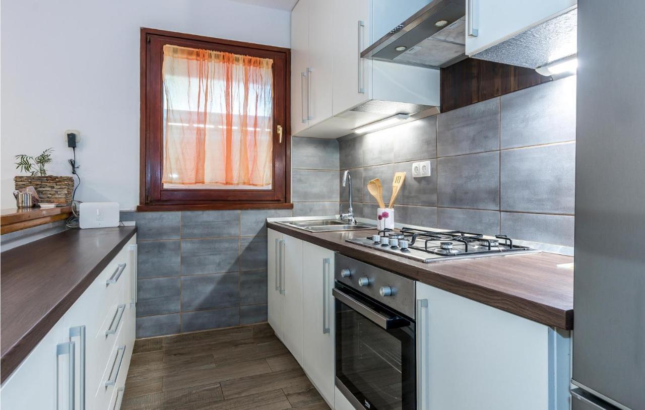 Nice Home In Jezera With Wifi Esterno foto